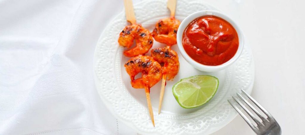 Rekespyd med saus av trippel tomatkonsentrat, lime og paprikakrydder Rekespyd med saus av trippel tomatkonsentrat, lime og paprikakrydder