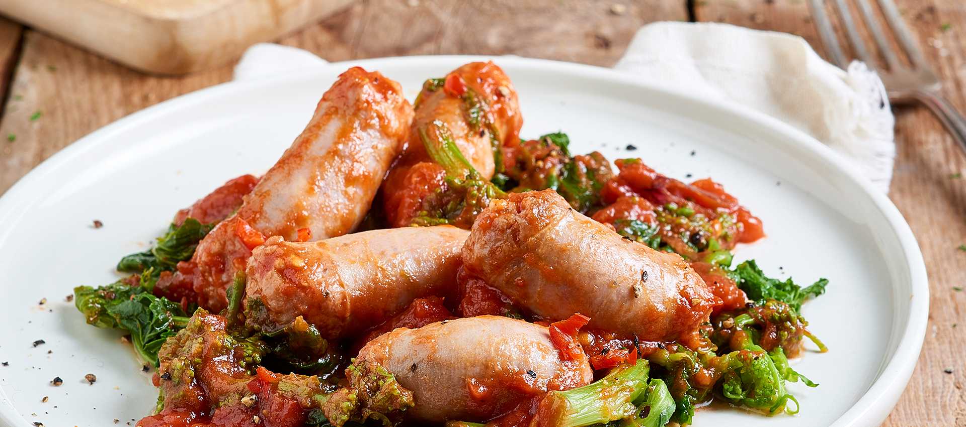 Salsiccia med tomat och majrova Salsiccia med tomat och majrova