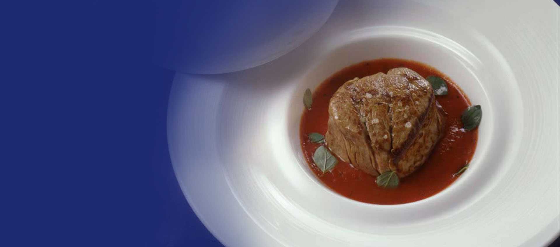 Tournedos vom Kalb alla Pizzaiola mit Tomaten Tournedos vom Kalb alla Pizzaiola mit Tomaten