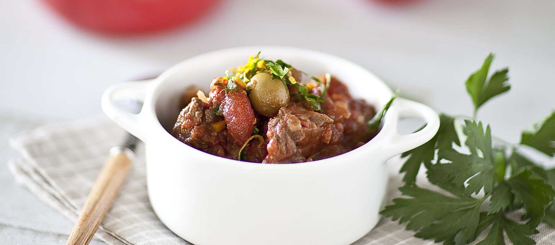Mijoté de bœuf à la tomate et aux olives Mijoté de bœuf à la tomate et aux olives