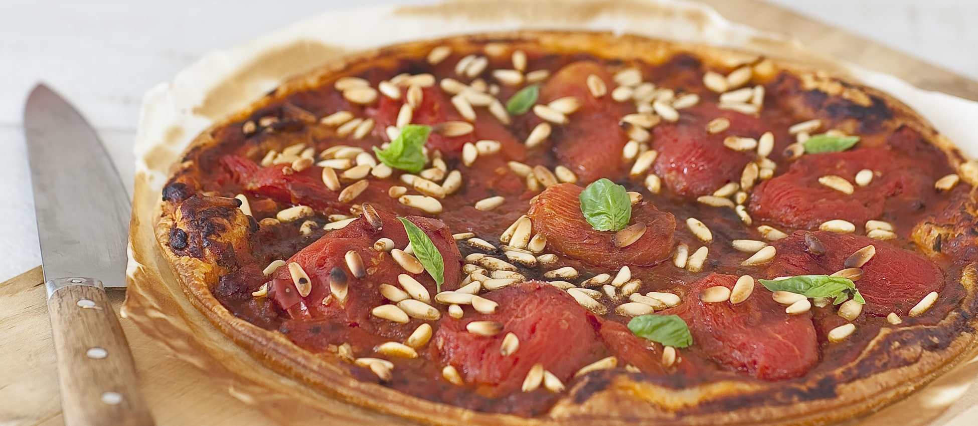 Tarte fine à la tomate Tarte fine à la tomate