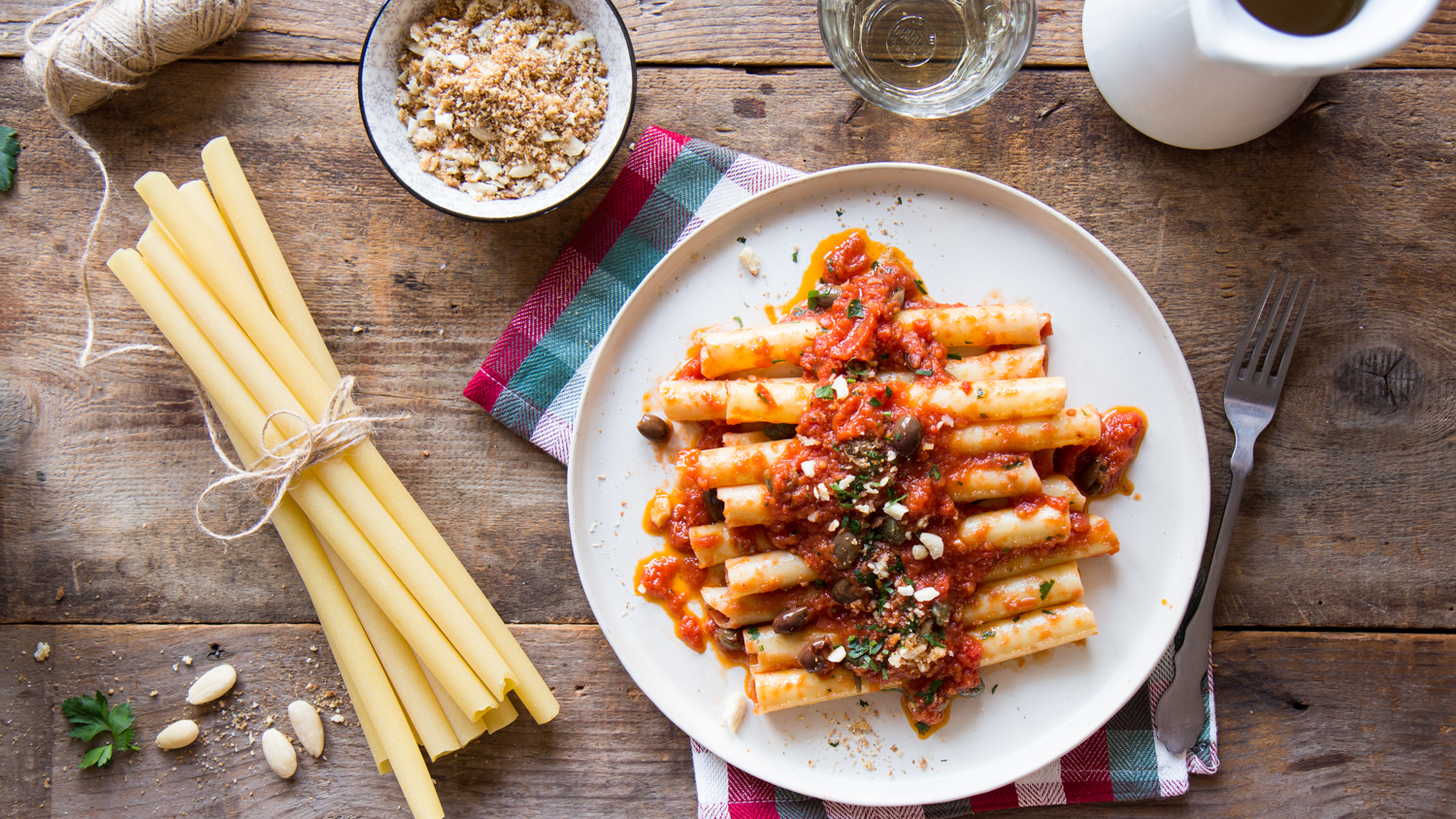 Ziti méditerranéennes aux anchois Ziti méditerranéennes aux anchois