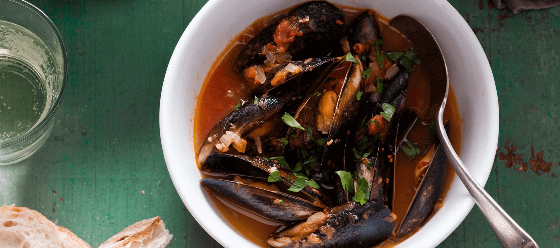 Mussels in spicy tomato broth Mussels in spicy tomato broth