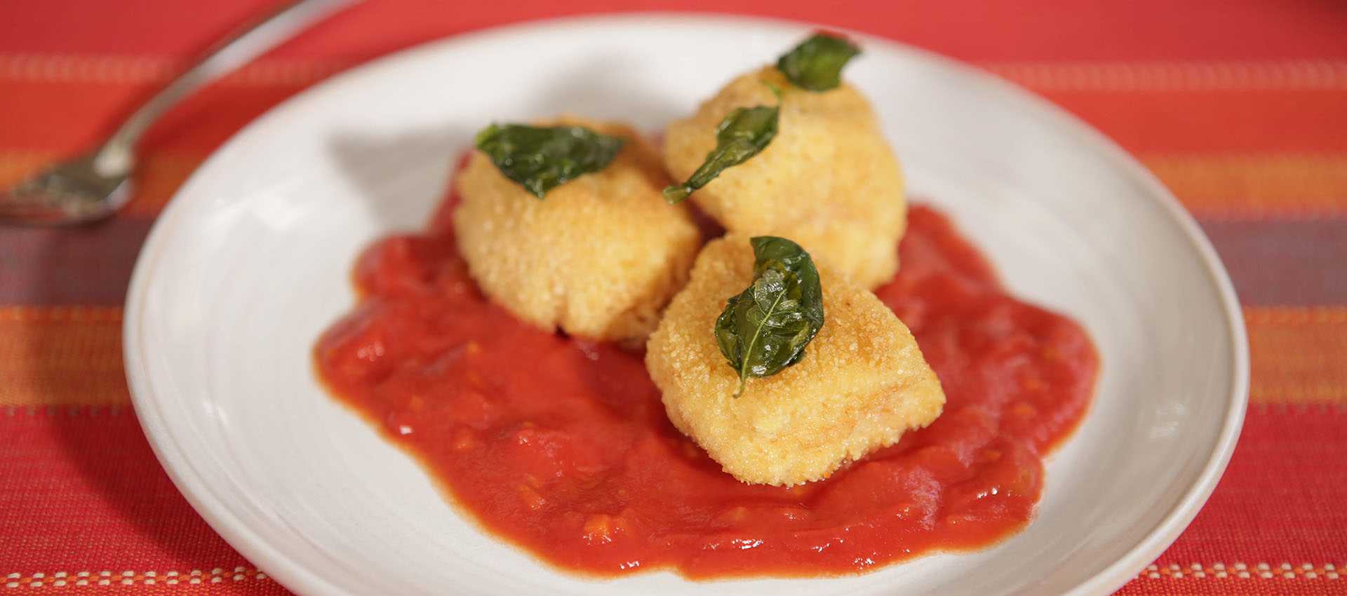 Kip alla milanese in tomatensaus Kip alla milanese in tomatensaus