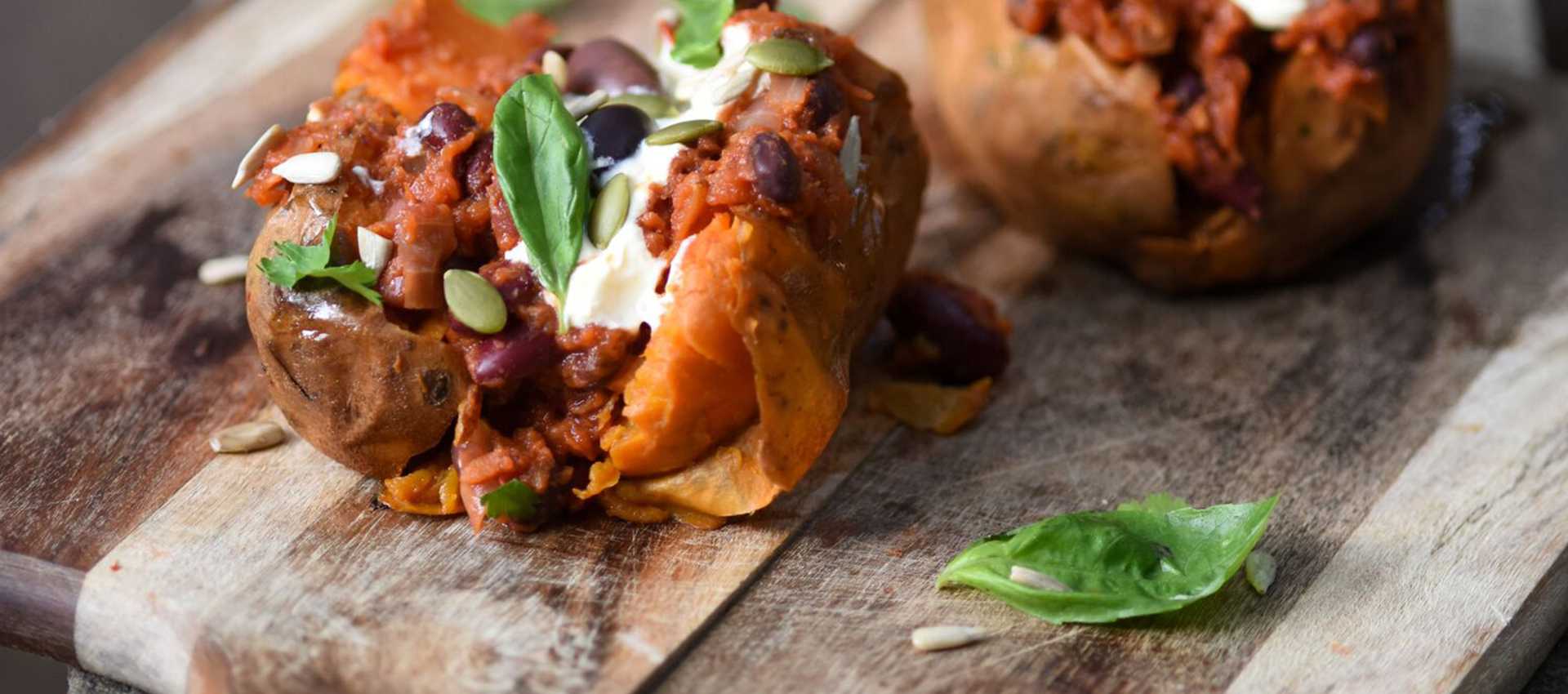 Sweet Potato Jackets with Chilli Beans Sweet Potato Jackets with Chilli Beans