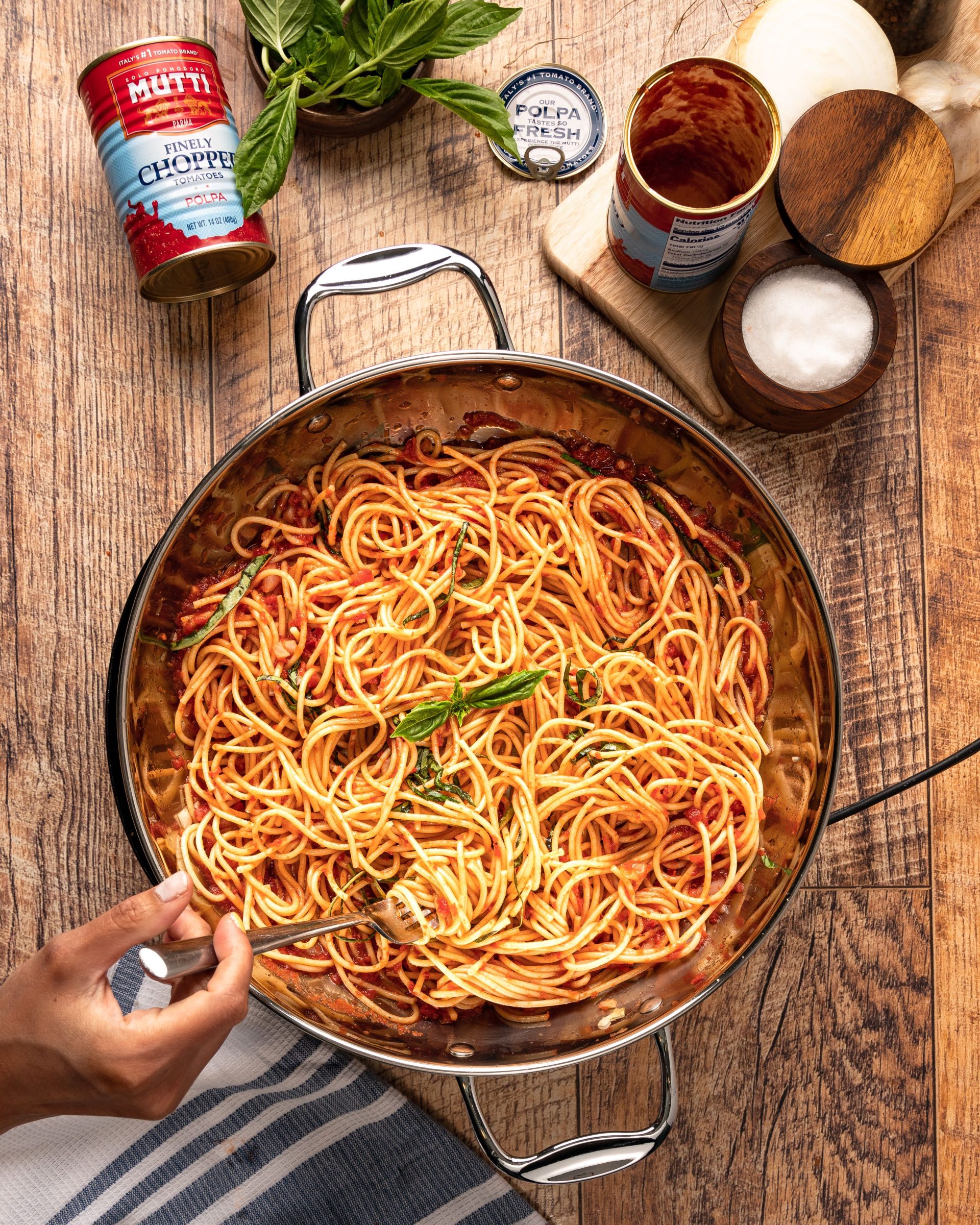 FIVE MINUTE MARINARA SAUCE FIVE MINUTE MARINARA SAUCE