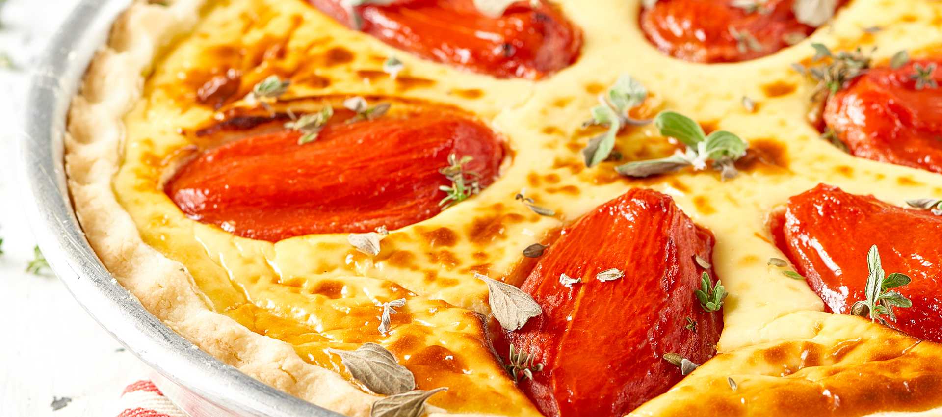 Quiche di formaggio con fior di pomodoro Quiche di formaggio con fior di pomodoro