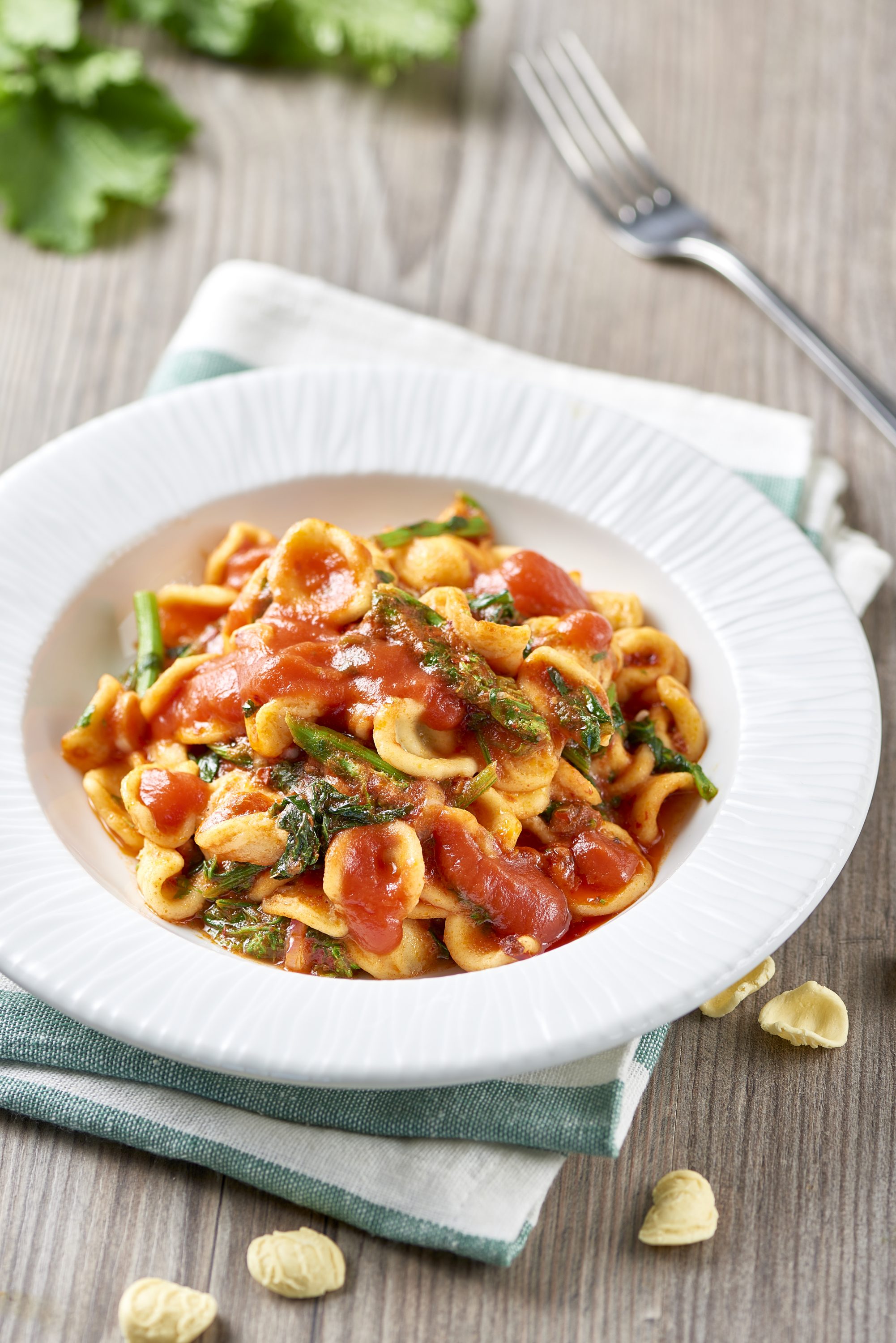 Orecchiette-pastaa tomaatti-‘nduja-rapinikastikkeessa Orecchiette-pastaa tomaatti-‘nduja-rapinikastikkeessa
