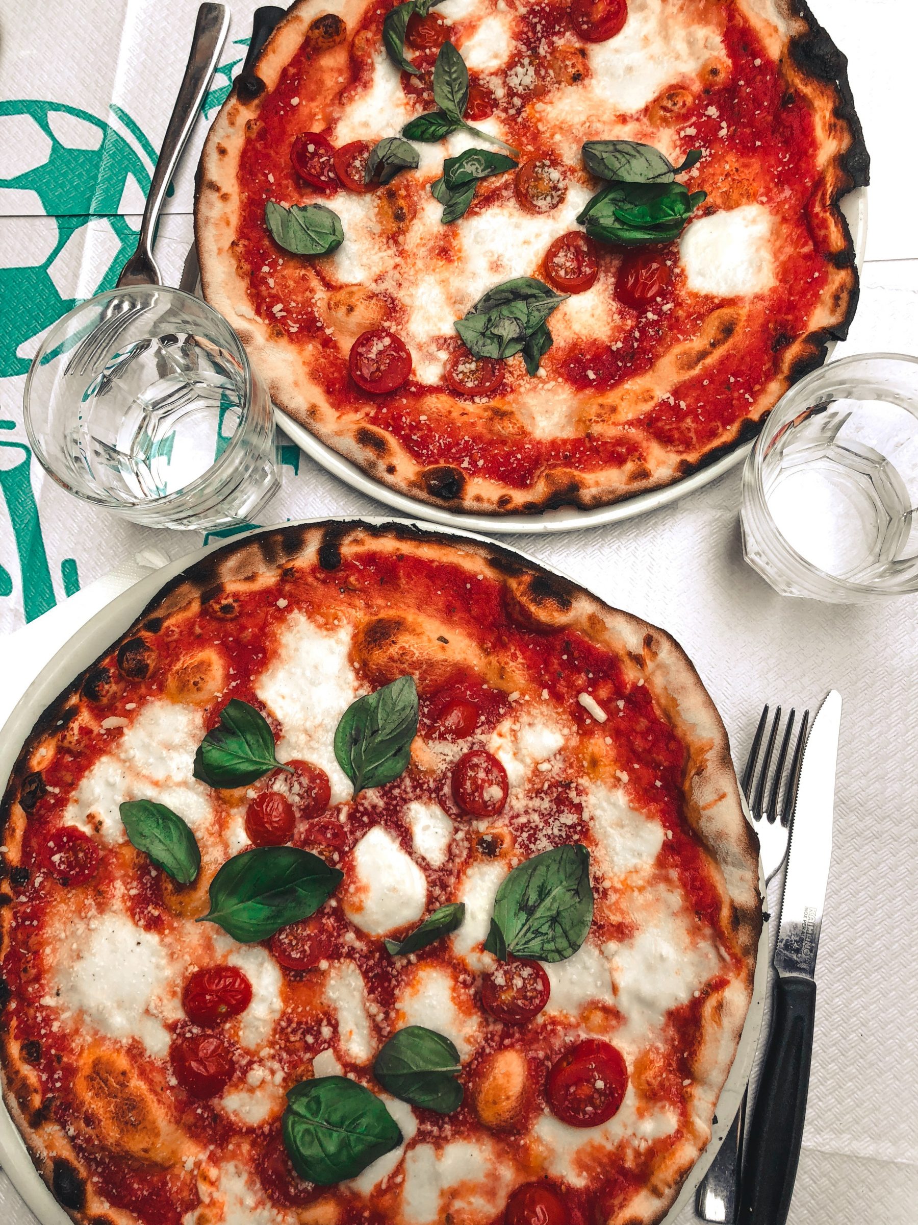 PIZZA CAMPANIA TAI NAPOLETANA PIZZA CAMPANIA TAI NAPOLETANA