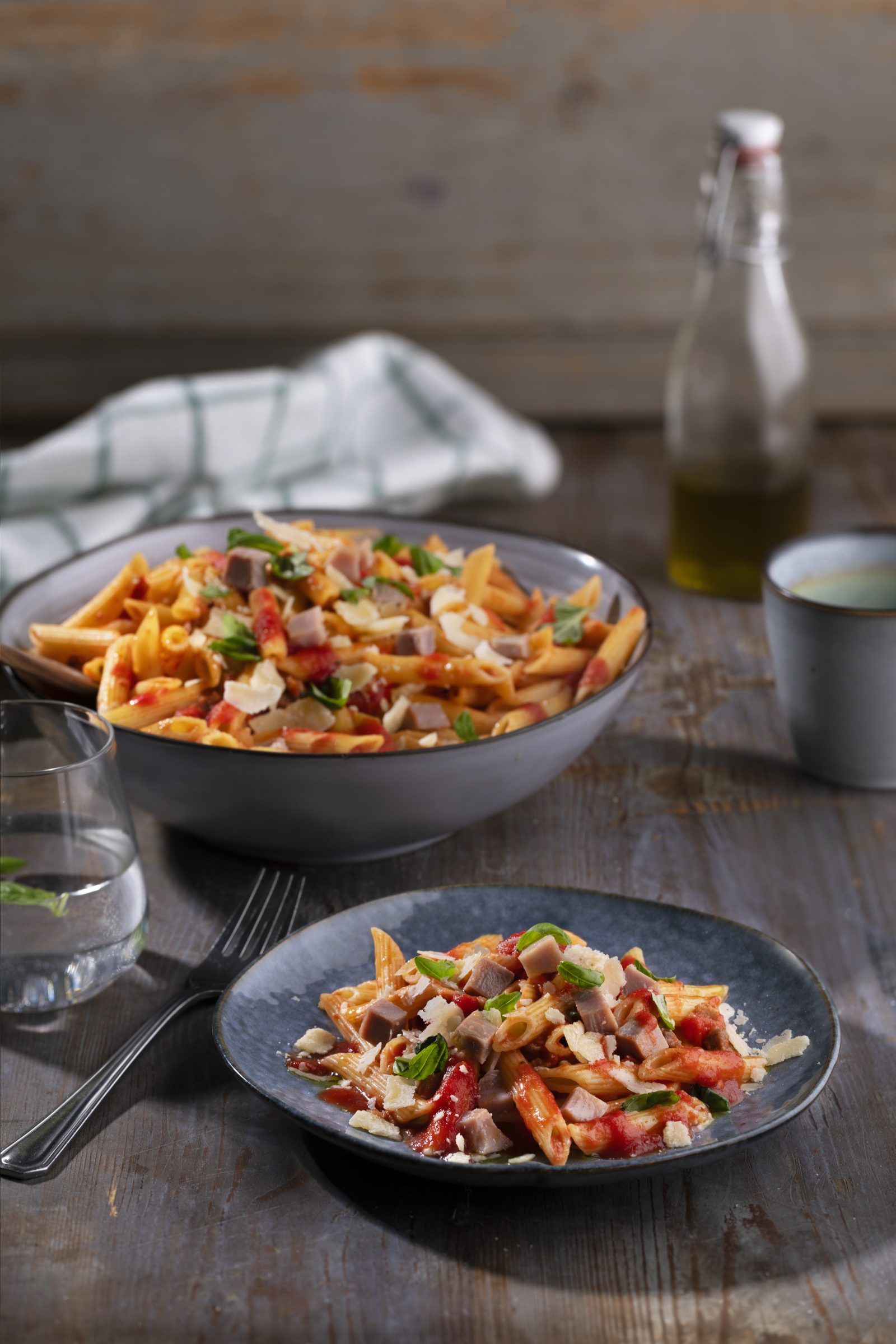 TOMAATTINEN PASTA JOULUKINKUN JÄMISTÄ TOMAATTINEN PASTA JOULUKINKUN JÄMISTÄ